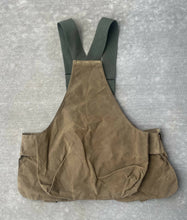 Load image into Gallery viewer, Filson Waxed Canvas Hunting Vest