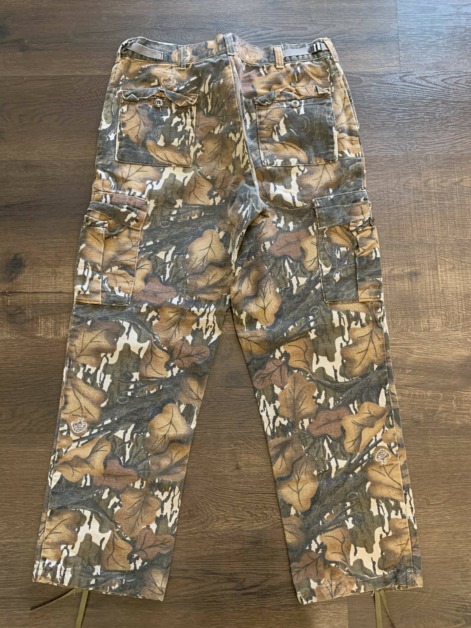 Mossy Oak Fall Foliage Pants (L) – Camoretro