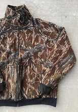 Load image into Gallery viewer, Mossy Oak Treestand Fleece Jacket (L)🇺🇸