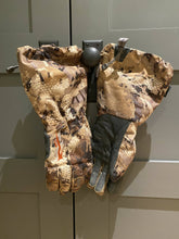 Load image into Gallery viewer, Sitka Decoy Gloves Size Large