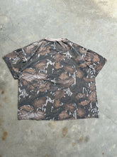 Load image into Gallery viewer, 90’s Vintage Mossy Oak Fall Foliage T-Shirt (XL/XXL) 🇺🇸