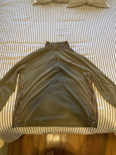 Load image into Gallery viewer, Drake non typical pullover