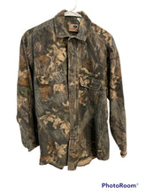 Load image into Gallery viewer, Mossy Oak Shadowbranch Button Up Shirt (L) 🇺🇸