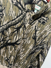 Load image into Gallery viewer, Vintage Mossy Oak Knits Sweater Treestand Pattern Pullover (M)🇺🇸