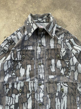 Load image into Gallery viewer, 80’s Vintage Pointer Brand Trebark Camo Jacket (S/M) 🇺🇸