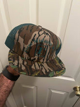 Load image into Gallery viewer, Vintage Mossy Oak Greenleaf Trucker Hat 🇺🇸