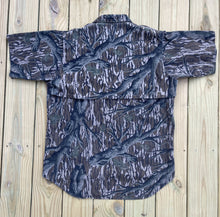 Load image into Gallery viewer, Browning Short Sleeve Vented Treestand Button Up