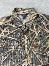 Load image into Gallery viewer, Woolrich Mossy Oak Shadow Grass (2nd Gen) Chamois Button Down (XL)