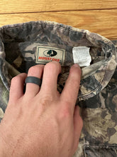 Load image into Gallery viewer, 00’s Mossy Oak Forrest Floor Camo Button Up (XL) 🇺🇸